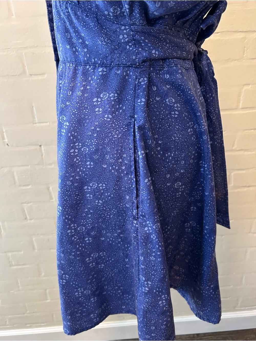 Marine Layer Camila Mini Dress Size S Blue Floral Tencel Button Front Tie Waist - Picture 9 of 11